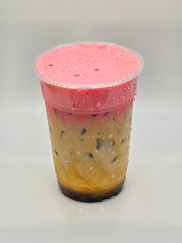 Iced Strawberry Latte (Cold Foam Included)